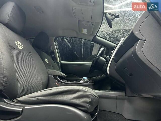 Ниссан Лиф 2013 в Черновцах на Automoto.ua Синий Ниссан Лиф, объемом двигателя 0 л и пробегом 130 тыс. км за 6000 $, фото 7 на Automoto.ua