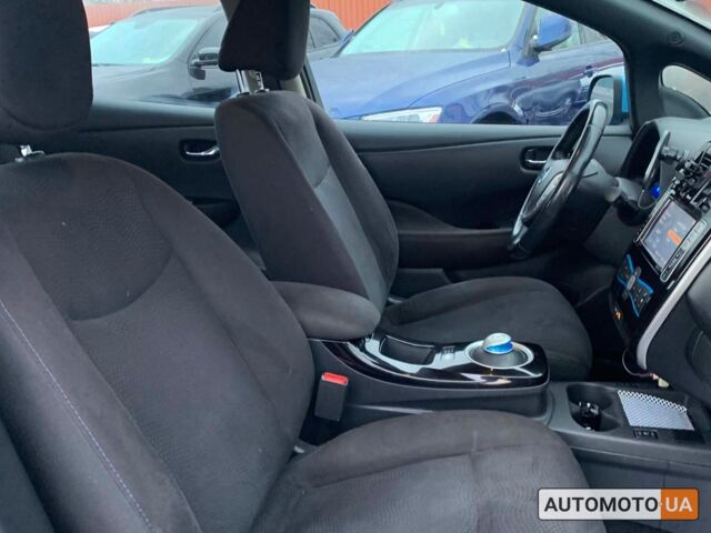 Синій Ніссан Ліф, об'ємом двигуна 24 л та пробігом 151 тис. км за 7800 $, фото 15 на Automoto.ua