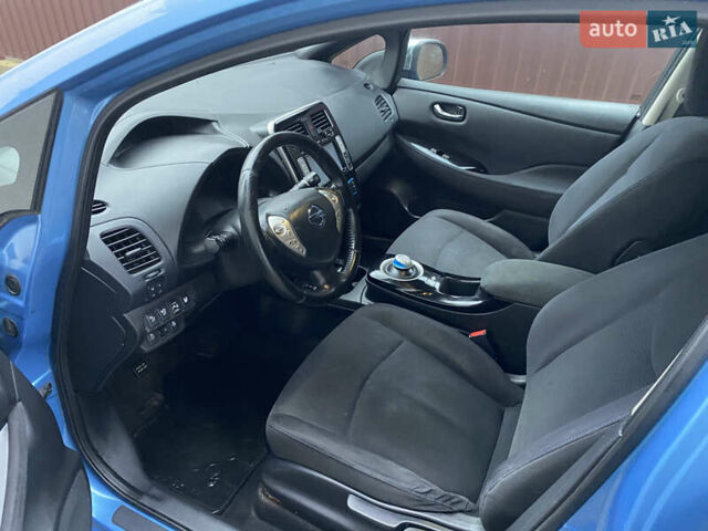 Синий Ниссан Лиф, объемом двигателя 0 л и пробегом 140 тыс. км за 6290 $, фото 12 на Automoto.ua