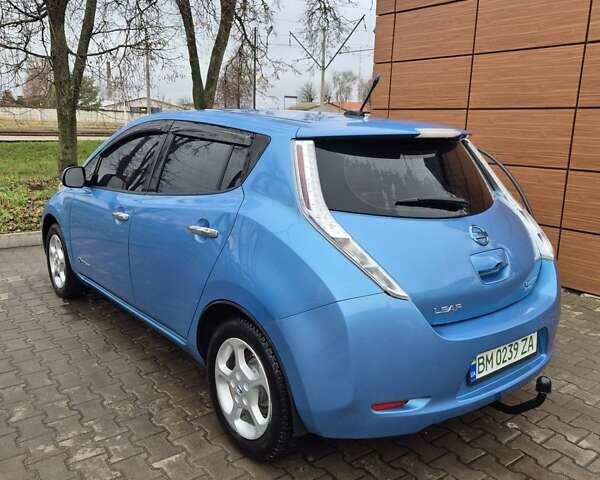 Синий Ниссан Лиф, объемом двигателя 0 л и пробегом 130 тыс. км за 6500 $, фото 4 на Automoto.ua