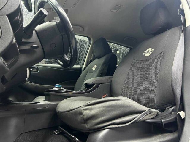 Ніссан Ліф 2013 у Чернівцях на Automoto.ua Синій Ніссан Ліф, об'ємом двигуна 0 л та пробігом 130 тис. км за 6000 $, фото 17 на Automoto.ua