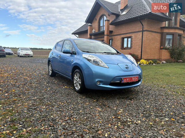 Синий Ниссан Лиф, объемом двигателя 0 л и пробегом 103 тыс. км за 4900 $, фото 1 на Automoto.ua