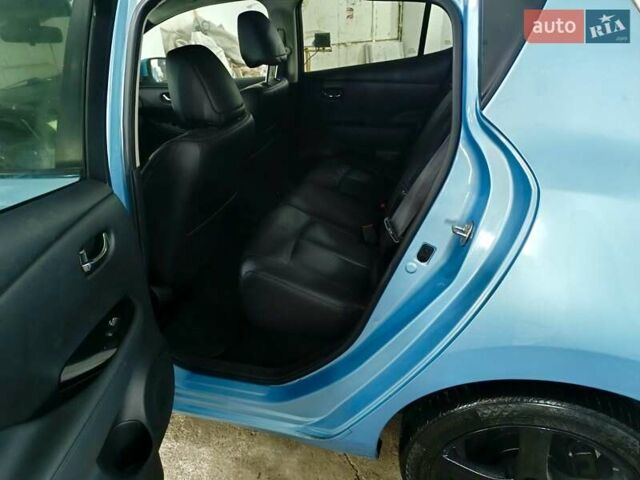 Синий Ниссан Лиф, объемом двигателя 0 л и пробегом 110 тыс. км за 7800 $, фото 30 на Automoto.ua