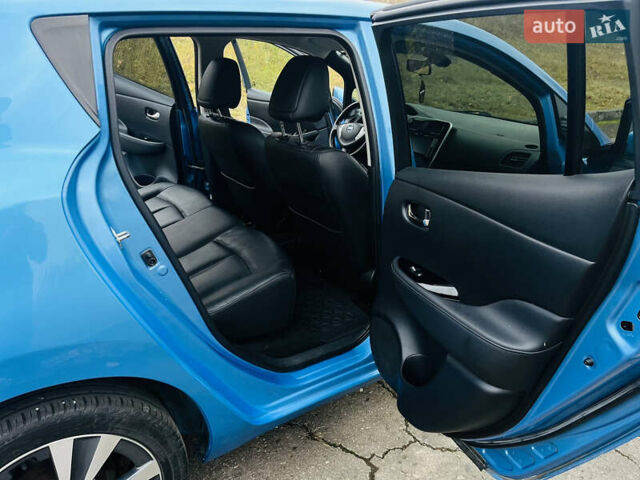 Синій Ніссан Ліф, об'ємом двигуна 0 л та пробігом 140 тис. км за 7100 $, фото 29 на Automoto.ua