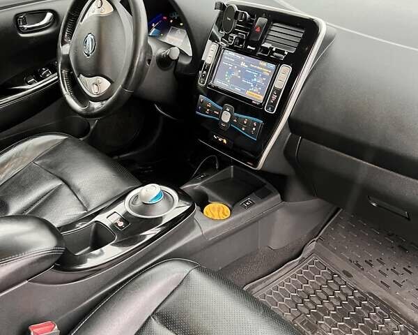 Синій Ніссан Ліф, об'ємом двигуна 0 л та пробігом 191 тис. км за 5500 $, фото 22 на Automoto.ua
