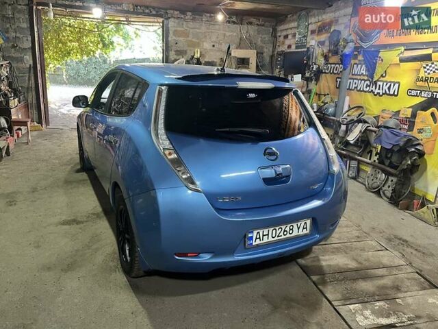 Синій Ніссан Ліф, об'ємом двигуна 0 л та пробігом 97 тис. км за 5200 $, фото 5 на Automoto.ua