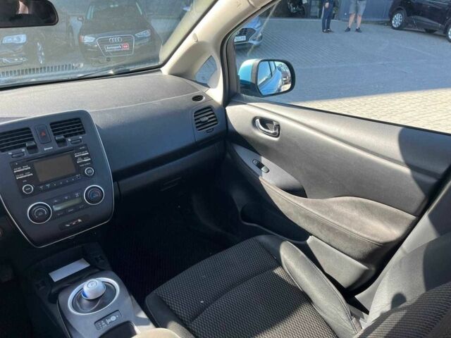 Синий Ниссан Лиф, объемом двигателя 0 л и пробегом 218 тыс. км за 4290 $, фото 16 на Automoto.ua