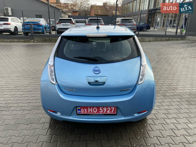 Синий Ниссан Лиф, объемом двигателя 0 л и пробегом 104 тыс. км за 6899 $, фото 2 на Automoto.ua