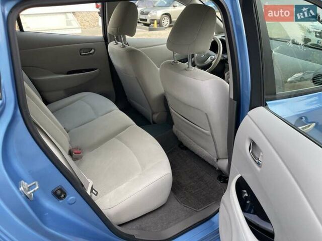 Синій Ніссан Ліф, об'ємом двигуна 0 л та пробігом 75 тис. км за 6700 $, фото 14 на Automoto.ua