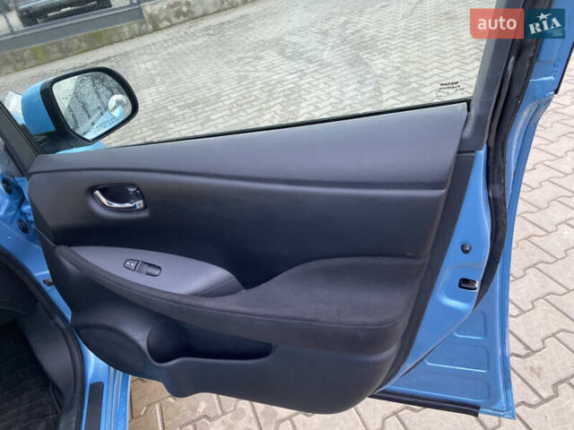 Синий Ниссан Лиф, объемом двигателя 0 л и пробегом 104 тыс. км за 6899 $, фото 16 на Automoto.ua