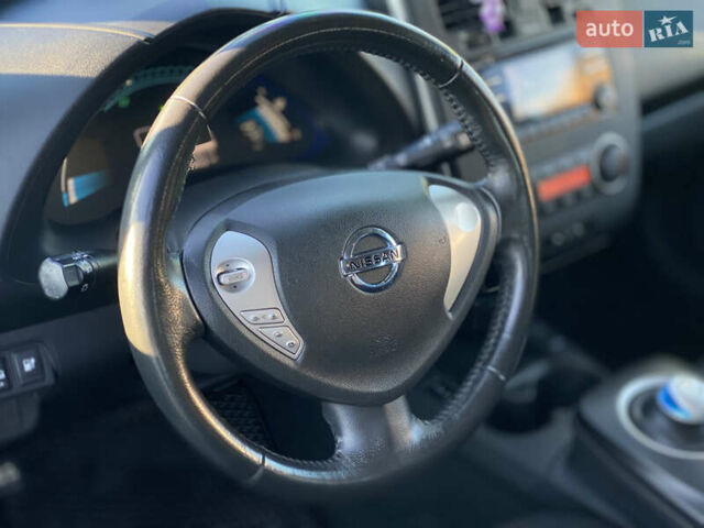 Синій Ніссан Ліф, об'ємом двигуна 0 л та пробігом 125 тис. км за 5700 $, фото 47 на Automoto.ua