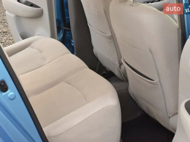 Синий Ниссан Лиф, объемом двигателя 0 л и пробегом 112 тыс. км за 6700 $, фото 18 на Automoto.ua