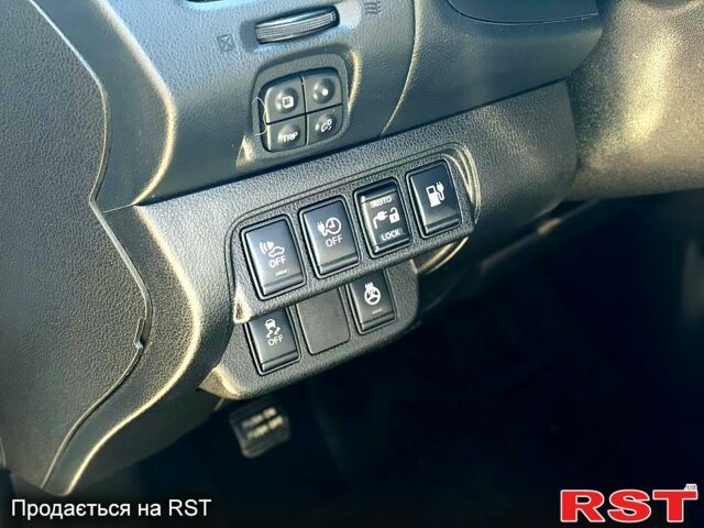 Синий Ниссан Лиф, объемом двигателя 0 л и пробегом 117 тыс. км за 7500 $, фото 4 на Automoto.ua