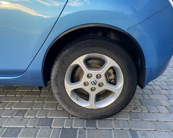 Синій Ніссан Ліф, об'ємом двигуна 0 л та пробігом 106 тис. км за 7500 $, фото 12 на Automoto.ua