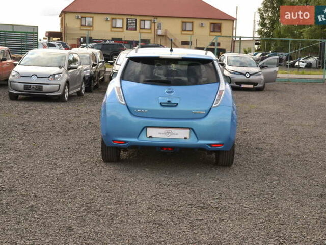 Синий Ниссан Лиф, объемом двигателя 0 л и пробегом 112 тыс. км за 6700 $, фото 8 на Automoto.ua