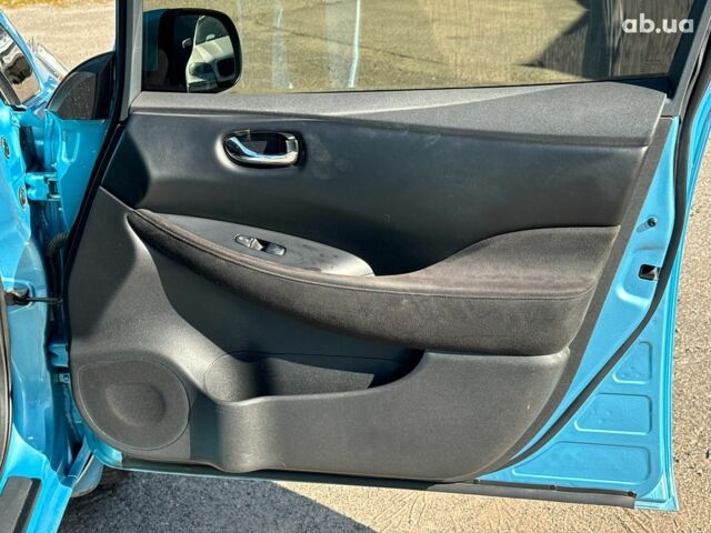 Синий Ниссан Лиф, объемом двигателя 0 л и пробегом 87 тыс. км за 5890 $, фото 22 на Automoto.ua