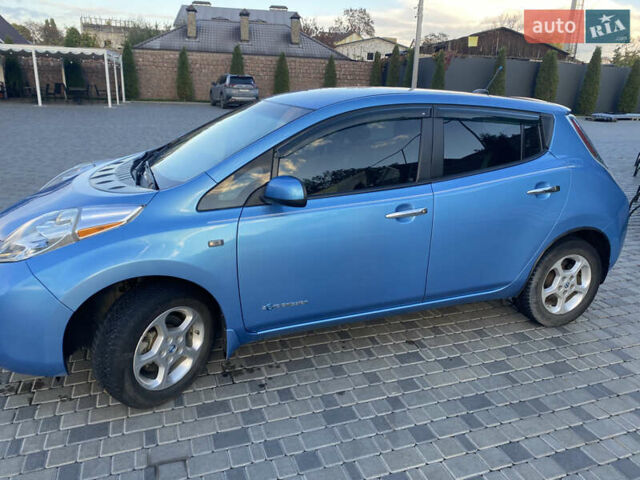 Синій Ніссан Ліф, об'ємом двигуна 0 л та пробігом 106 тис. км за 7500 $, фото 5 на Automoto.ua