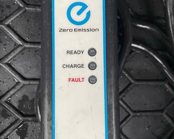 Синій Ніссан Ліф, об'ємом двигуна 0 л та пробігом 191 тис. км за 5500 $, фото 37 на Automoto.ua