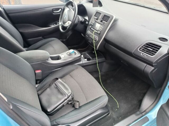 Синій Ніссан Ліф, об'ємом двигуна 0 л та пробігом 124 тис. км за 6000 $, фото 10 на Automoto.ua