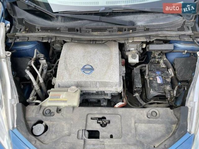 Синій Ніссан Ліф, об'ємом двигуна 0 л та пробігом 75 тис. км за 6700 $, фото 18 на Automoto.ua