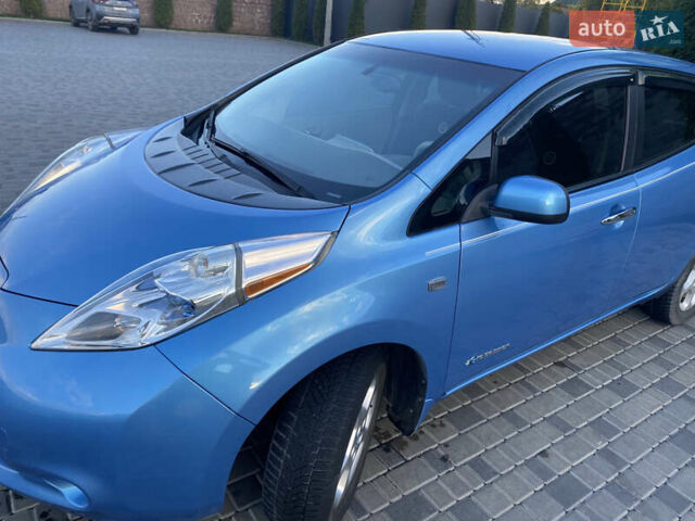 Синій Ніссан Ліф, об'ємом двигуна 0 л та пробігом 106 тис. км за 7500 $, фото 4 на Automoto.ua
