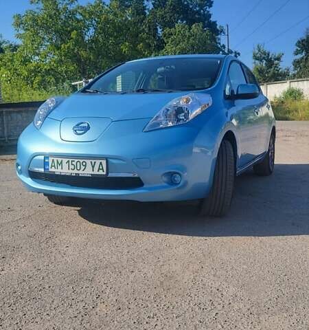 Синій Ніссан Ліф, об'ємом двигуна 0 л та пробігом 103 тис. км за 6900 $, фото 6 на Automoto.ua