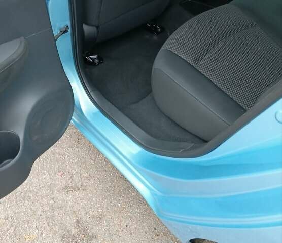 Синій Ніссан Ліф, об'ємом двигуна 0 л та пробігом 103 тис. км за 7400 $, фото 1 на Automoto.ua