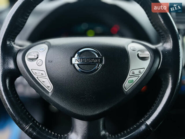 Синій Ніссан Ліф, об'ємом двигуна 0 л та пробігом 140 тис. км за 7100 $, фото 15 на Automoto.ua