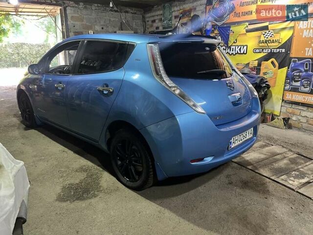 Синій Ніссан Ліф, об'ємом двигуна 0 л та пробігом 97 тис. км за 5200 $, фото 8 на Automoto.ua