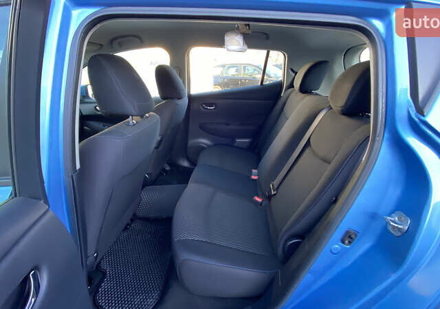 Синій Ніссан Ліф, об'ємом двигуна 0 л та пробігом 125 тис. км за 5700 $, фото 29 на Automoto.ua