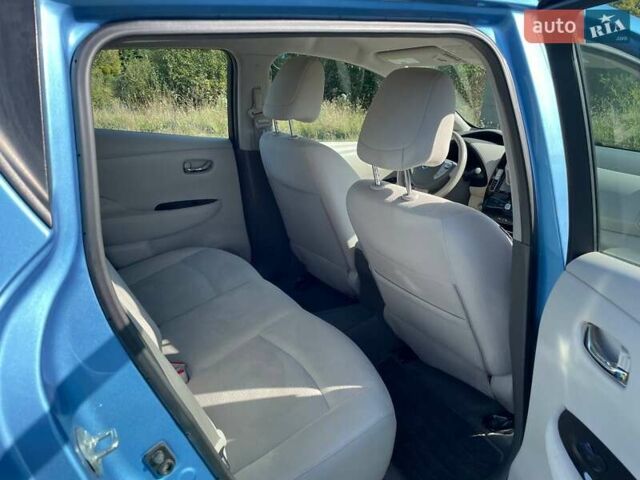 Синий Ниссан Лиф, объемом двигателя 0 л и пробегом 106 тыс. км за 7500 $, фото 18 на Automoto.ua