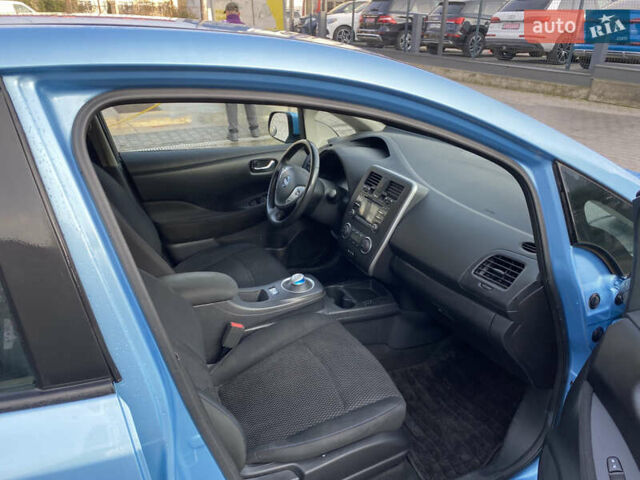Синий Ниссан Лиф, объемом двигателя 0 л и пробегом 104 тыс. км за 6899 $, фото 18 на Automoto.ua