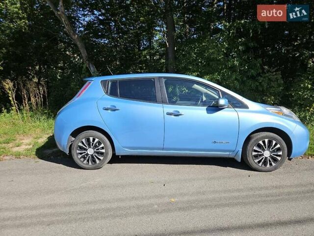 Синий Ниссан Лиф, объемом двигателя 0 л и пробегом 103 тыс. км за 8500 $, фото 4 на Automoto.ua