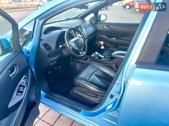 Синий Ниссан Лиф, объемом двигателя 0 л и пробегом 110 тыс. км за 7800 $, фото 22 на Automoto.ua