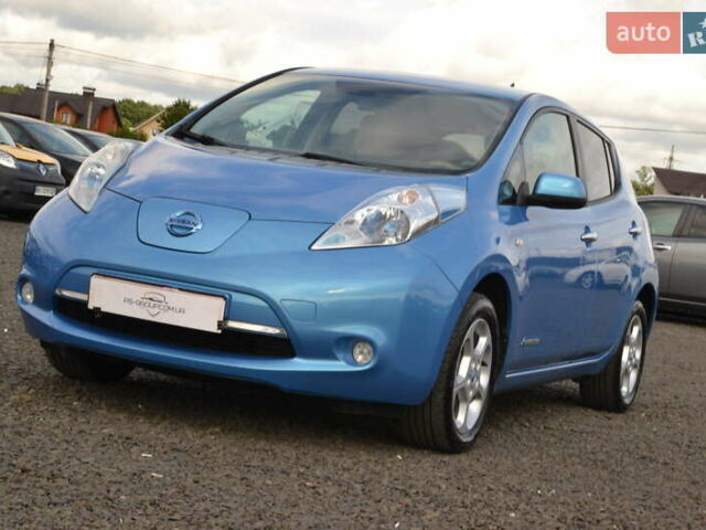 Синий Ниссан Лиф, объемом двигателя 0 л и пробегом 112 тыс. км за 6700 $, фото 1 на Automoto.ua