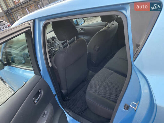 Синий Ниссан Лиф, объемом двигателя 0 л и пробегом 104 тыс. км за 6899 $, фото 17 на Automoto.ua