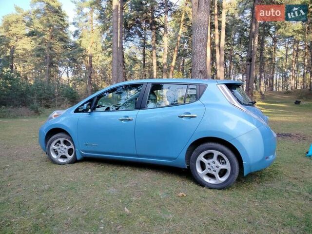 Синий Ниссан Лиф, объемом двигателя 0 л и пробегом 109 тыс. км за 5600 $, фото 7 на Automoto.ua