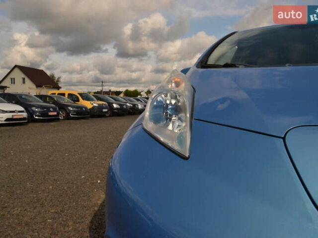 Синий Ниссан Лиф, объемом двигателя 0 л и пробегом 112 тыс. км за 6700 $, фото 28 на Automoto.ua