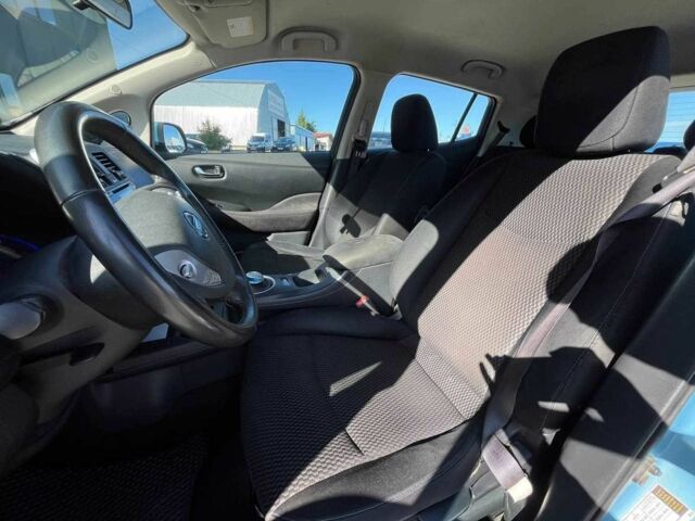 Синий Ниссан Лиф, объемом двигателя 0 л и пробегом 218 тыс. км за 4290 $, фото 6 на Automoto.ua