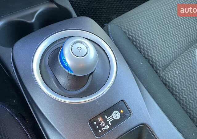 Синій Ніссан Ліф, об'ємом двигуна 0 л та пробігом 125 тис. км за 5700 $, фото 45 на Automoto.ua