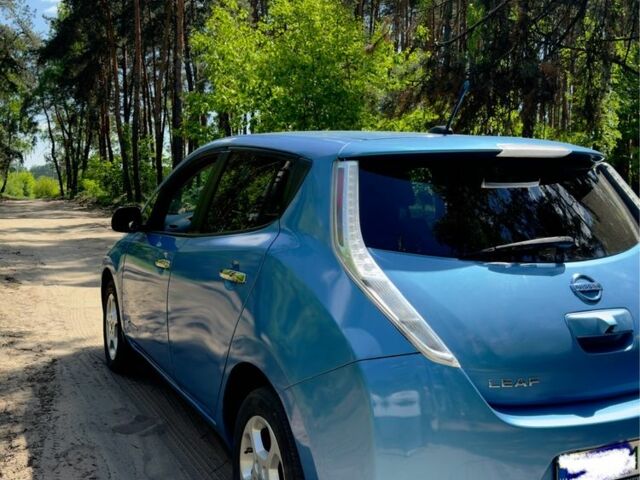 Синій Ніссан Ліф, об'ємом двигуна 0 л та пробігом 75 тис. км за 7900 $, фото 1 на Automoto.ua