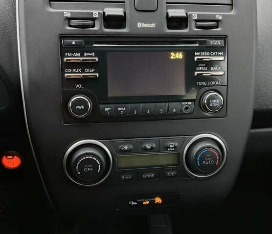 Синій Ніссан Ліф, об'ємом двигуна 0 л та пробігом 103 тис. км за 7400 $, фото 12 на Automoto.ua