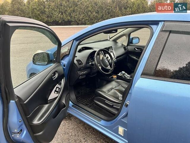 Синій Ніссан Ліф, об'ємом двигуна 0 л та пробігом 191 тис. км за 5500 $, фото 21 на Automoto.ua