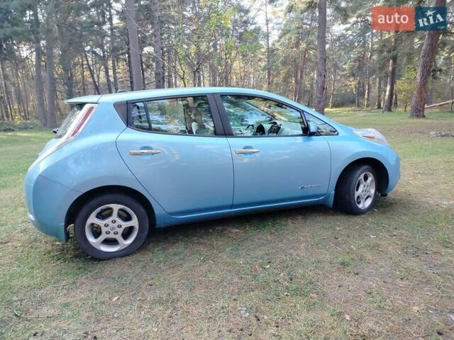 Синий Ниссан Лиф, объемом двигателя 0 л и пробегом 109 тыс. км за 5600 $, фото 11 на Automoto.ua