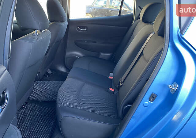 Синій Ніссан Ліф, об'ємом двигуна 0 л та пробігом 125 тис. км за 5700 $, фото 28 на Automoto.ua