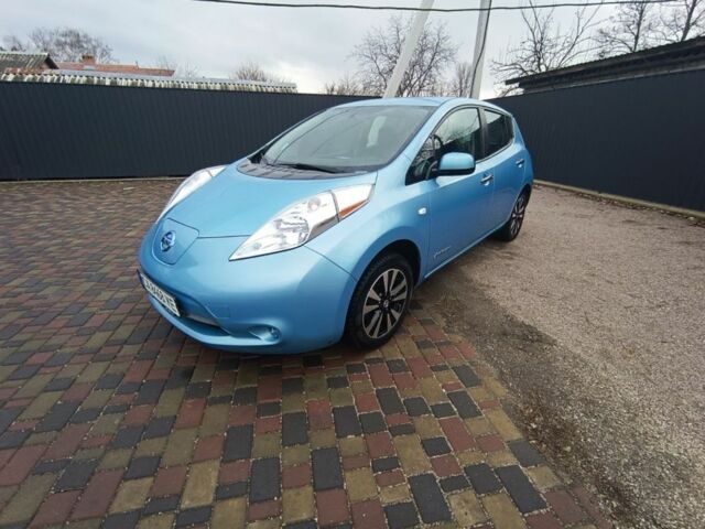 Синій Ніссан Ліф, об'ємом двигуна 0 л та пробігом 124 тис. км за 6000 $, фото 7 на Automoto.ua