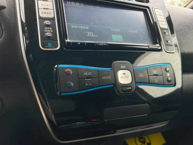 Синий Ниссан Лиф, объемом двигателя 0 л и пробегом 80 тыс. км за 5750 $, фото 18 на Automoto.ua