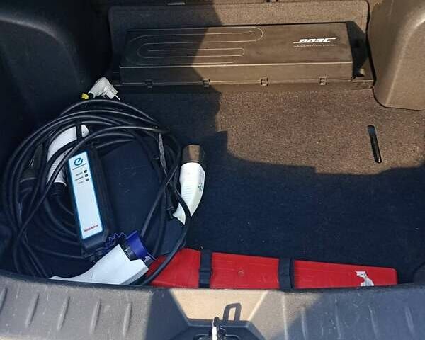 Синий Ниссан Лиф, объемом двигателя 0 л и пробегом 135 тыс. км за 7800 $, фото 10 на Automoto.ua