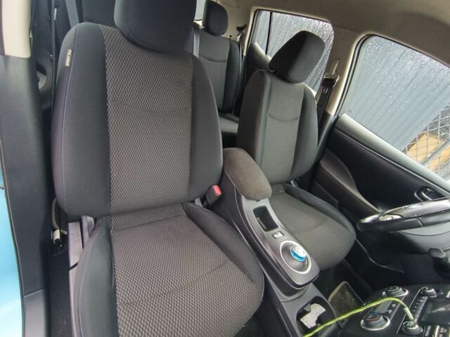 Синій Ніссан Ліф, об'ємом двигуна 0 л та пробігом 124 тис. км за 6000 $, фото 9 на Automoto.ua