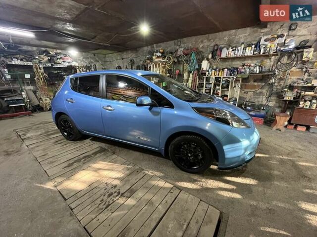 Синій Ніссан Ліф, об'ємом двигуна 0 л та пробігом 97 тис. км за 5200 $, фото 9 на Automoto.ua